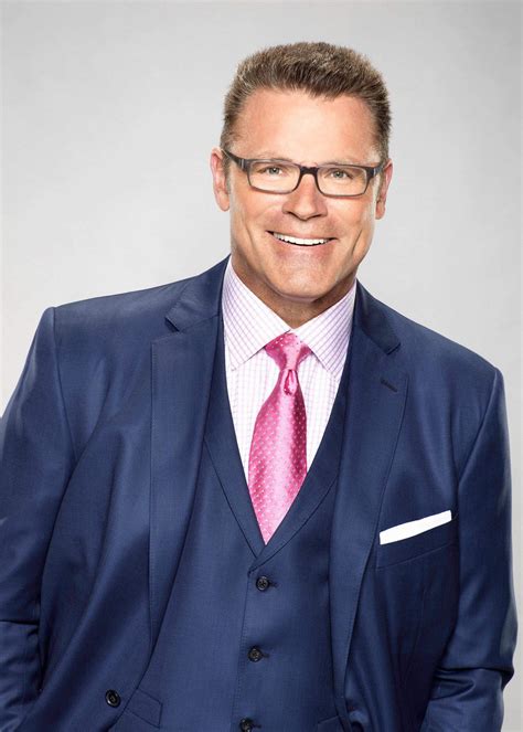 Hire Nfl Hall Of Famer Howie Long For Your Event Pda Speakers