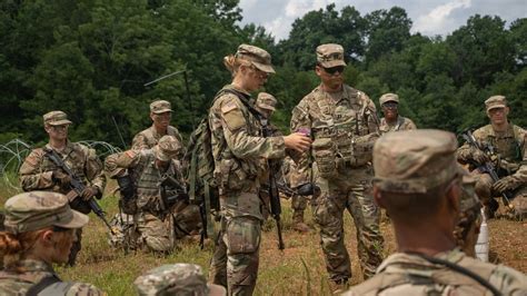 Enlisted To Officer Captain Inspires Next Generation Of Rotc Cadets