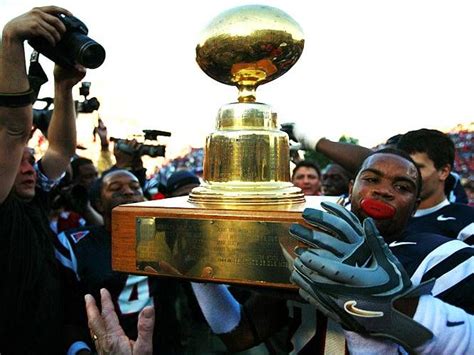 Golden Egg Trophy Egg Bowl Ole Miss Rebels Vs Mississippi State