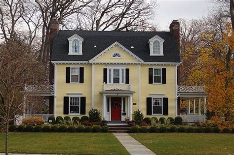 Flawless Exterior House Paint Ideas With Yellow Colors 48 Coodecor