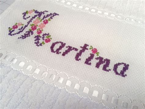 Nombre Bordado En Punto Cruz Cross Stitching Cross Stitch Embroidery