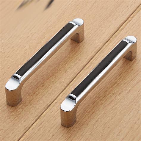 Wellocks cabinet handles pulls 10 pack oil rubbed bronze, solid metal curved drawer pulls bar 5 hole centers, heavy duty cabinet hardware for kitchen cupboard door, bedroom dresser drawer (d007). Bedroom Furniture door pull Zinc Alloy Cabinet Handle ...