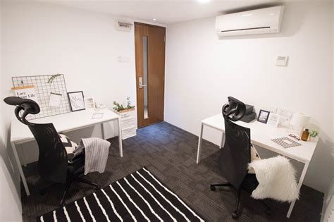 Persiaran klcckuala lumpur 526 метров. Jalan Kia Peng, KLCC- PRIVATE OFFICE for 2 persons - The ...
