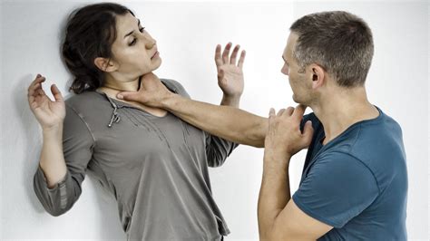 Learn Basic Self Defense Moves And Techniques Howcast