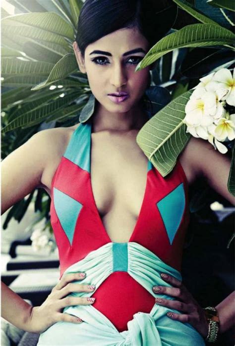 Sonal Chauhan Hot Spicy Bikini Photos Mytopgallery Sexiz Pix