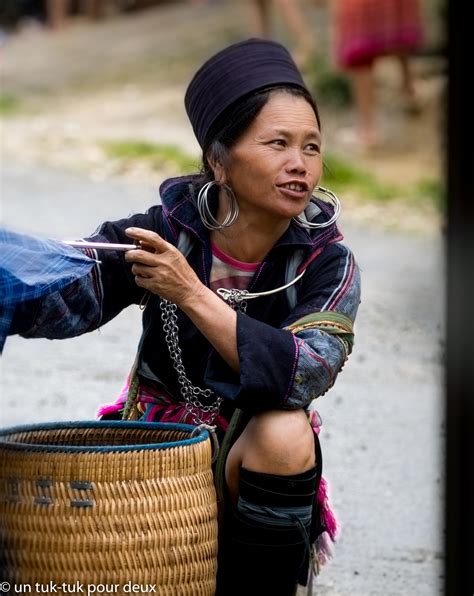 les-ethnies-minoritaires-du-vietnam-un-tuk-tuk-pour-deux