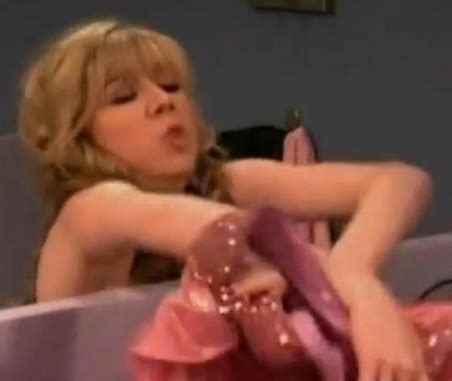 Jennette McCurdy Nude Pics Page 5
