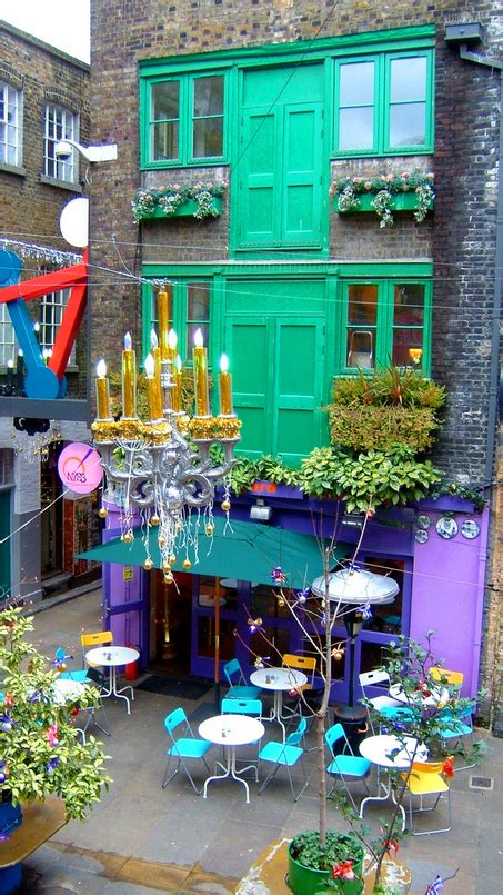 London Is Full Of Colorful Niches How Would You Use These Vivid Hues