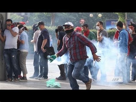 Turkish Police Fire Teargas At Protesters Video Dailymotion