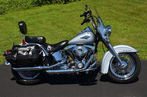 New hand controls add features, convenience and cleaner styling. 2011 Harley-Davidson HERITAGE SOFTAIL CLASSIC for sale on ...