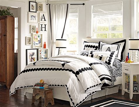 We'll show you how to create a stylish and tranquil environment where sweet dreams abound. Stylish Bedding for Teen Girls