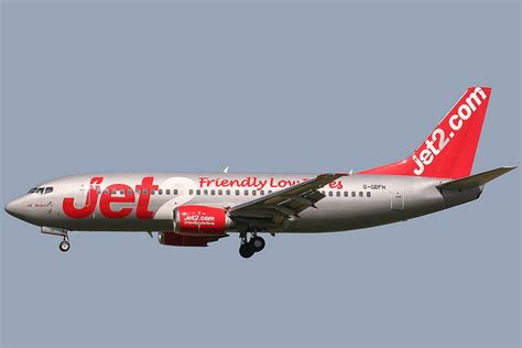 What causes loss of cabin pressure. Jet2 Boeing 737-300 near Rome on May 30th 2013, loss of ...