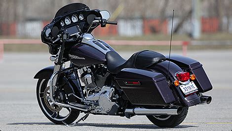After we spent a little time troubleshooting, it became obvious the factory radio itself was bad. 2014 Harley-Davidson Street Glide Review