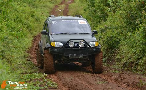 Toyota fortuner velg off road hsr ring 20 ban accelera jual velg via banzairims.com. Gambar Modifikasi Daihatsu Taruna Offroad Terlengkap ...