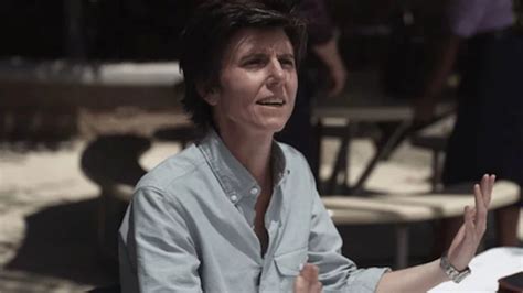 Tig Notaro Will Replace Chris D Elia In Reshoots For Zack Snyder S