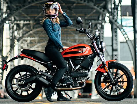 ducati scrambler 400 sixty2 2018 fiche moto motoplanete