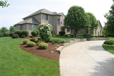 Clean Cut Lawn And Landscape Yorktown And Muncie Indiana