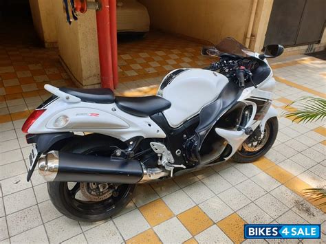 The on road price for 2021 hayabusa is not available right now. White Suzuki Hayabusa GSX1300R Picture 3. Bike ID 248948 ...