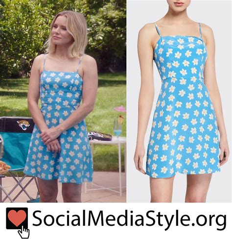 Eleanor Kristen Bell S Blue Floral Print Dress From The Good Place