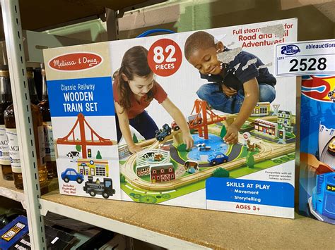 Melissa And Doug Classic Railway Wooden Train Set And Hot Wheels Action