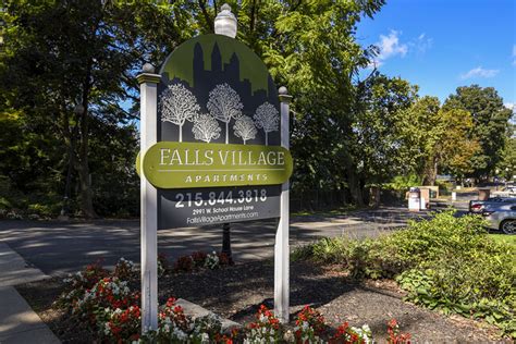 Falls Village Apartments In Philadelphia Pa