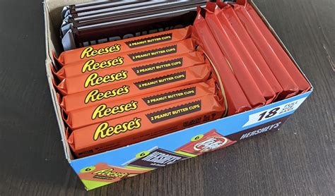 Hersheys Full Size Candy Bars 18 Pack Just 14 Shipped On Amazon Only 77¢ Each Hip2save