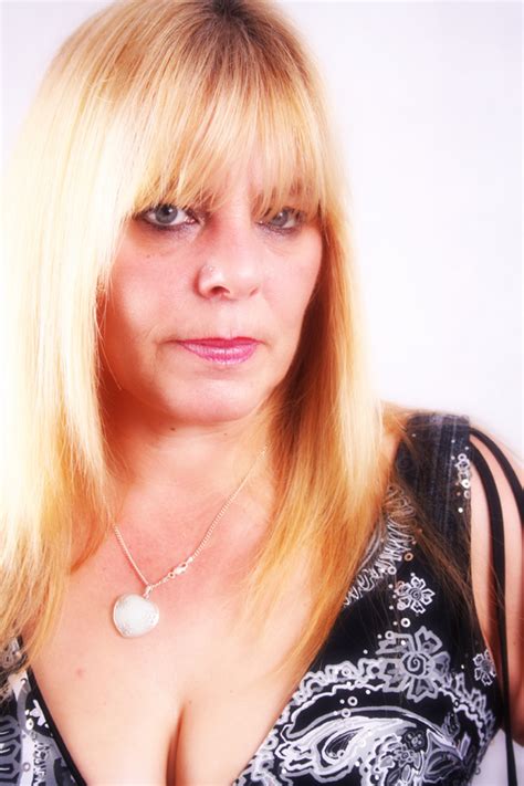 Somersham1964 49 From Manchester Is A Local Granny Looking For Casual