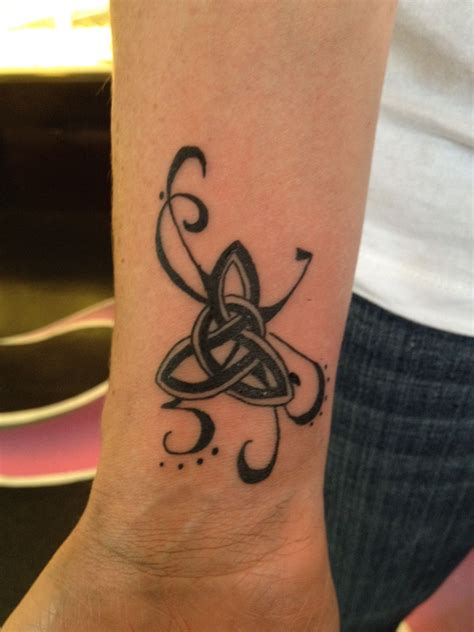 Celtic Love Knot Celtic Knot Tattoo Celtic Tattoos For Men Tattoo Designs Wrist