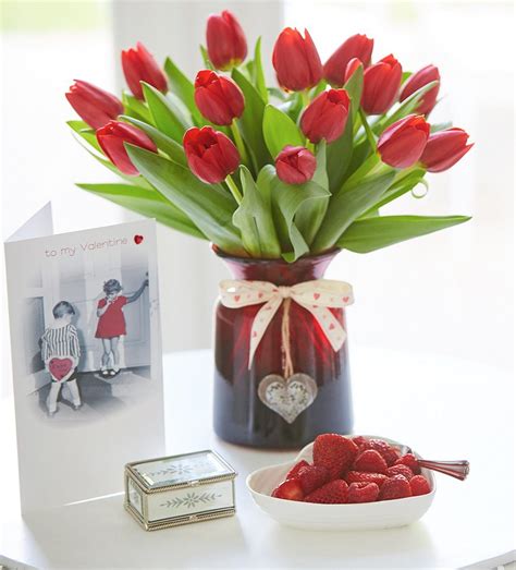 What are the best deals on valentine's day flowers? Best Valentine's Day Gifts For Her - What to Gift Her on ...