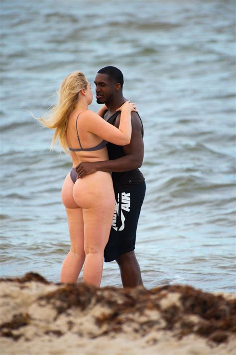 Iskra Lawrence S Big Ass Philip Payne Relaxing The Fappening
