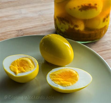 Cooking Weekends Turmeric And Ginger Pickled Eggs