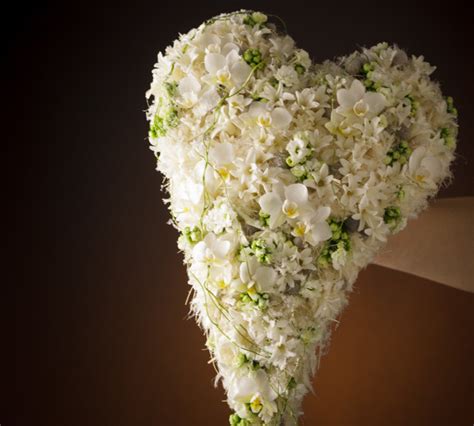 Floral Recipe The Heart Shaped Wedding Bouquet