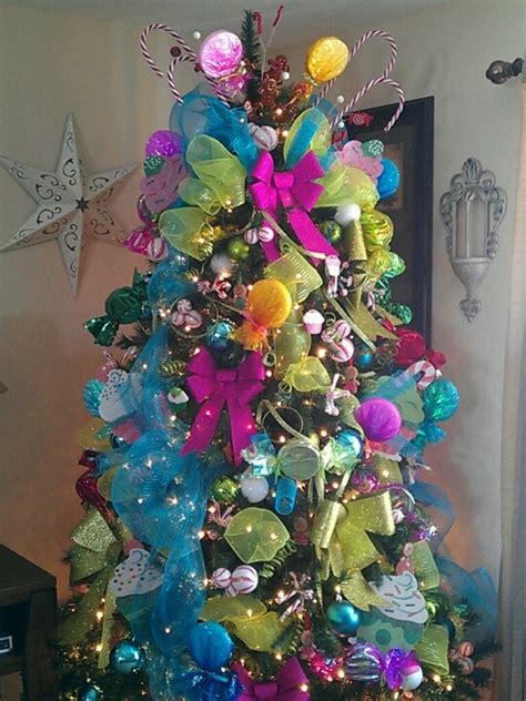 This candy themed christmas decorations idea is not using foam, but only using candy that you buy at the dollar store. 46 Famous Candy Christmas Tree Decorations Ideas ...
