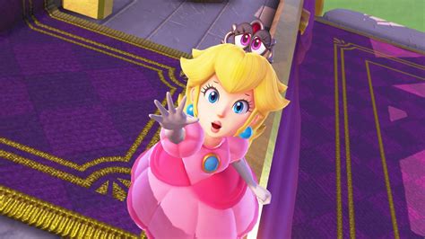 Princess Peach Tiara