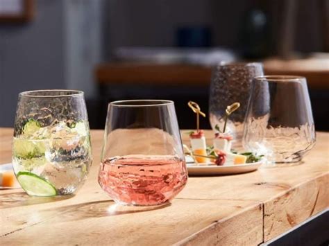 8 Best Stemless Wine Glasses According To A Sommelier Stemless Wine
