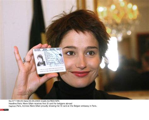 Le lieu de la demande ne dépend pas du domicile. Nouvelle Carte D'identité Belge 2021 : Nouvelle carte d ...