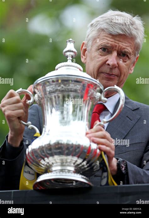 Arsenal Manager During Their Fa Cup Victory Parade Through London Hi