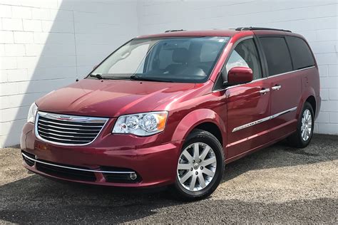 Pre Owned 2016 Chrysler Town And Country Touring Mini Van Passenger In