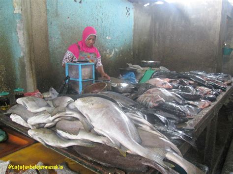 Pempek tanpa ikan tapi rasanya ngikan banget resep adonan pempek terigu : Empek-Empek Ikan Kakap | Catatan Belajar Masak