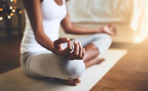 Mindfulness Meditation Soothes Patients & Staff | Cedars-Sinai