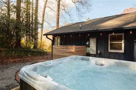 Serene Mountain Cabin With Hot Tub Near Asheville Cabins For Rent In