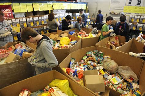 Since 1979, we have been securing donated food for nonprofit agencies to distribute to hungry alaskans. Toronto tenants and landlords pitch in to help food banks ...