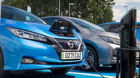 Battery Electric Vehicles Now Outnumber Plug In Hybrids On Uk Roads
