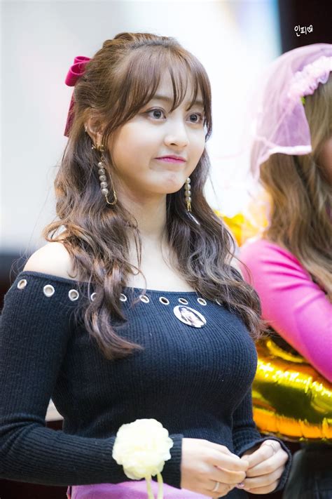 Twice Park Jihyo 박지효 At Myeongdong Fansign 171117 지효 트와이스 명동 팬사인회