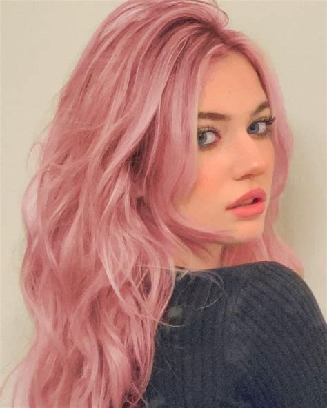 Elle Masterson Light Pink Hair Hair Color Pink Pink Blonde Hair