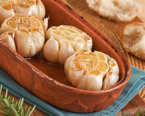 How To Roast Garlic The Easy Ways And Roasted Garlic Recipes