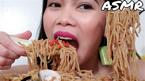 Asmr Most Popular Filipino Foods Pancit With Sea Foods Celery Hot Peppers Whispering Video
