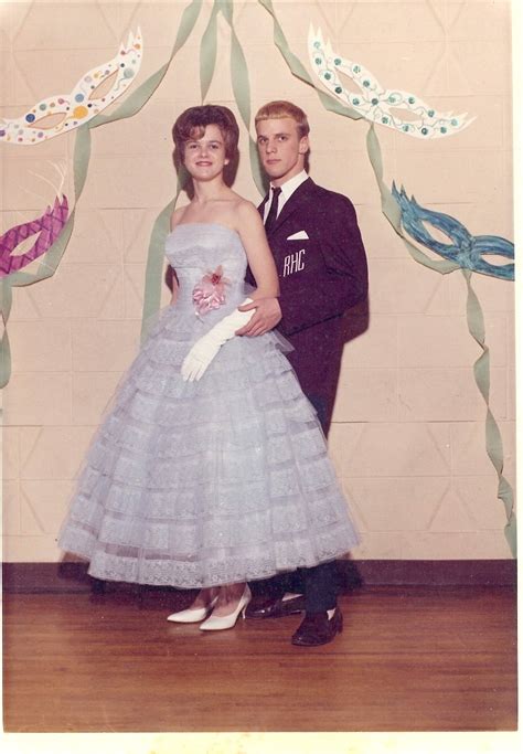 10 Incredible 1950s Prom Dresses Transformations Telegraph