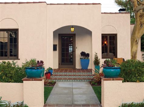 View amazing photos along with video and virtual 3d tours of our mediterranean and tuscan style house plans. Curb Appeal Tips for Mediterranean-Style Homes | HGTV