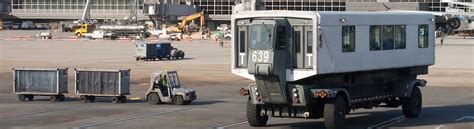 Funny Shuttle Bus Between Terminals At Dulles Airport Flickr